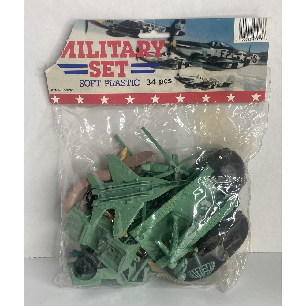 Vintage Military Play Set 34Pc. Soldiers Tanks